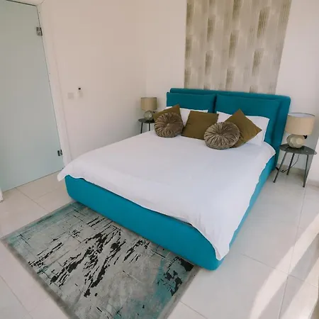 アパート Dream Penthouse バレッタ