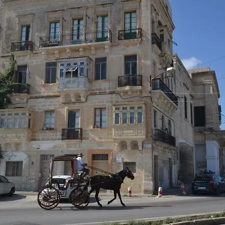 Dream Penthouse アパート バレッタ